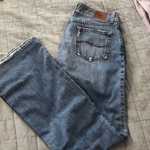 Buckle jeans